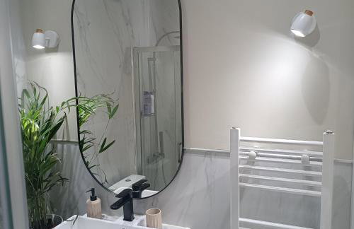 Pilea Luxury Apartments 3 - Photo 11