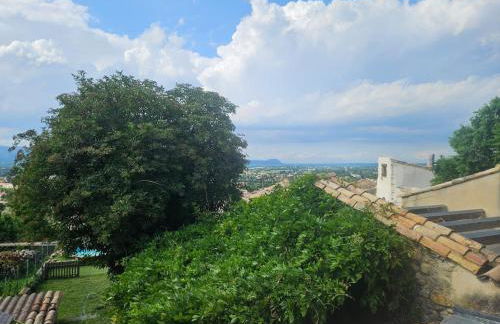 Maison de Village avec Piscine et Terrasse - Foto 17