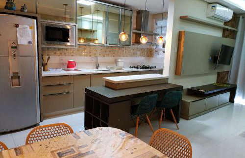 Apê novo Canasvieiras, 2 garagens, excelente localização - Foto 2