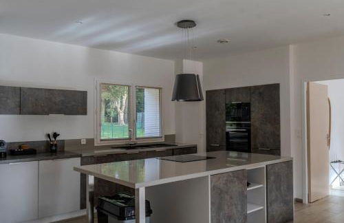 Château de l'insolas - Photo 2