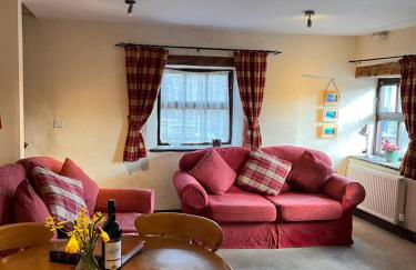 Riding house Farm Cottages - Photo 50