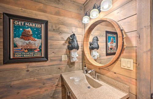 Luxe Broken Bow Cabin with Tesla Charging Station - Photo 16