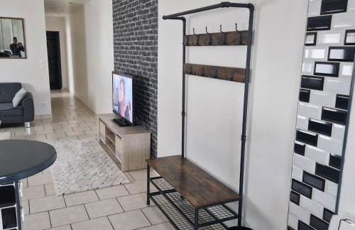 Appartement cosy spacieux parking gratuit en face - Foto 14
