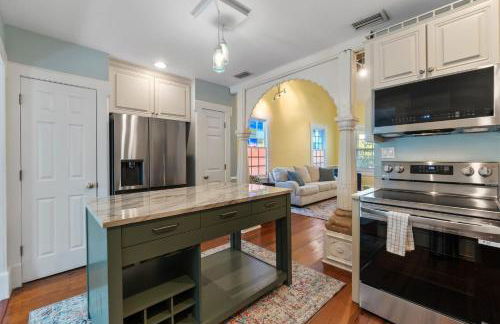 Casa Amarillo l Steps to Historic District - Photo 14