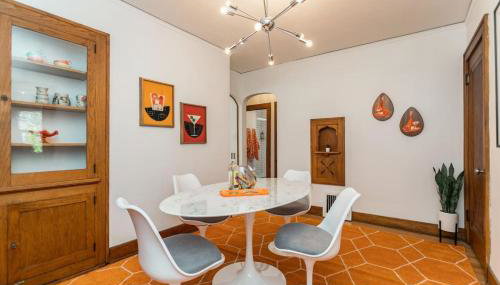 1960s Gem-Close to Downtown And In a Quiet Area - Foto 3