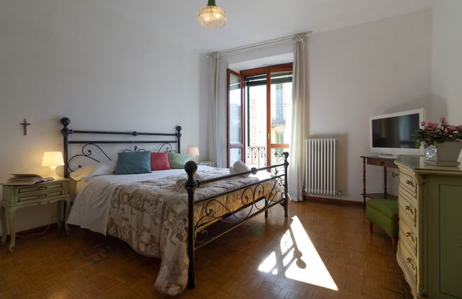 Mamma Ciccia Holiday Home - Lake Front Apartment - Foto 3