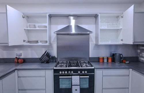 Sleeps17 Bliss 7-Bedroom Luxury Escape Birmingham - Foto 13