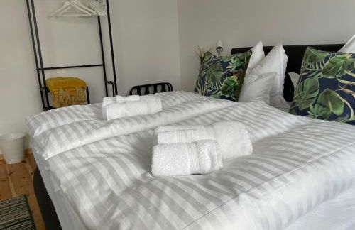 VOH Exklusives Wohnhaus MITTEN in Vohenstrauß, bis 8 Personen!!! - Foto 4