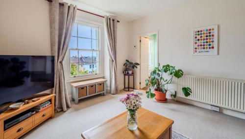 Beautiful 2 Bedroom Apartment in Redland - Simply Check In - Foto 3