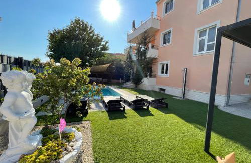 Villa Andrijana - Exclusively Yours - Family Getaway with Private Pool - Photo 52
