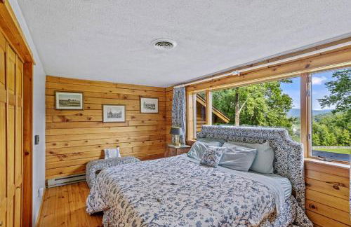 Spacious Villa Rental with a Pool for a Large Group near Catskill Mountains, New York - Photo 31