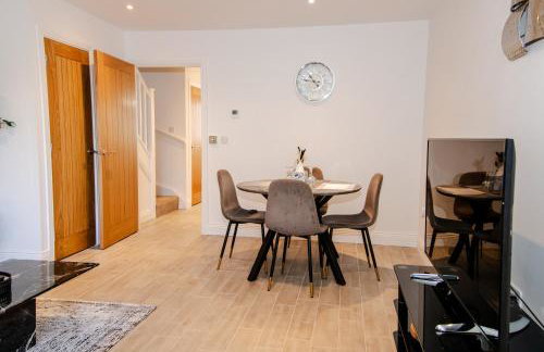 City Centre - FREE PARKING, BUSINESS STAYS, FAMILIES, RELOCATORS - Foto 5