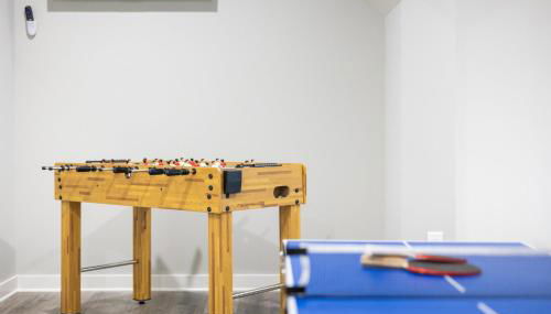 Cozy Lake Cottage W/ Kayaks, SUPs, Pool & Firepit - Foto 4, Game Room