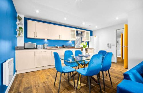 Spacious 2 Bed Apt B'ham CC with parking Sleeps 7 - Foto 8
