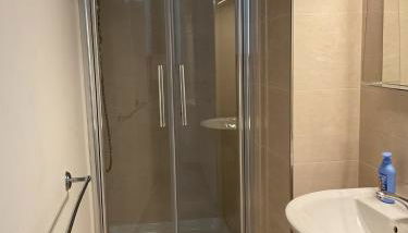 ORO B22 - Foto 2, Shower