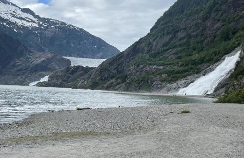 Modern Condo with Incredible Mountain Backdrop 207 - Foto 25