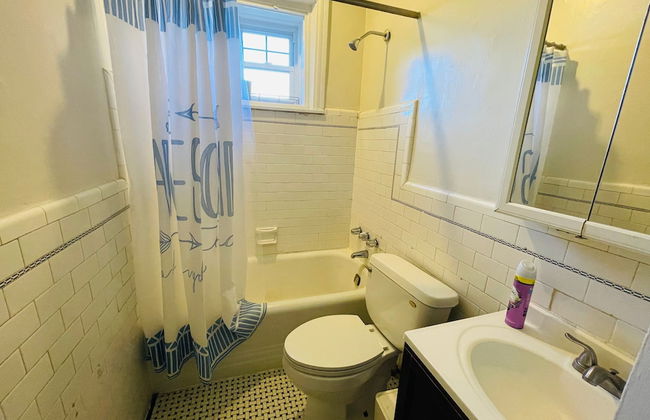 Montgomery Unit1 in Elkins Park - Foto 10