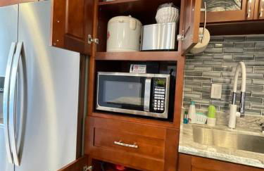 Amazing waikiki Beach condo 2Bed2Bath+free Parking - Foto 35