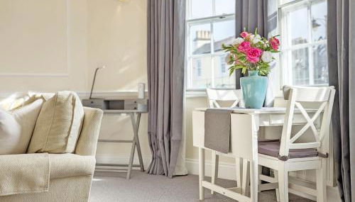 5 The Clock House - Photo 3