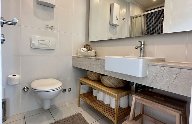 Babylon 40 - 2 bed Private Home Sleeps Up To 6 Close to Everything - Foto 11