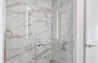 Lux Apts with Lake Views and Top Amenities - Foto 39