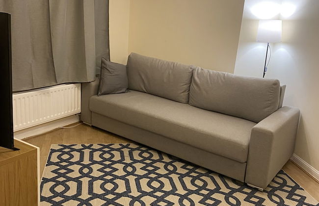 Impeccable 2-bed Apartment in London - Foto 18