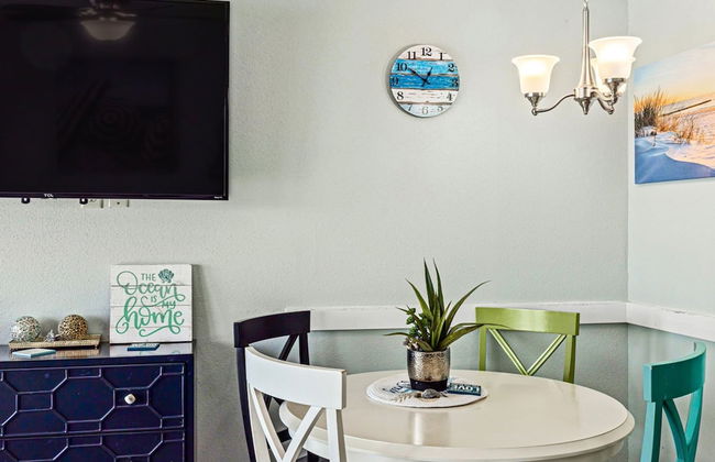 Charming Waterfront Condo - Foto 8