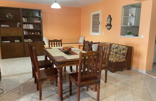 The Doctor's house - Το σπίτι του γιατρού - Photo 2