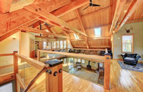 Lakefront property w/boat lift - Foto 28