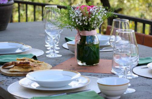 Villa panoramica con Jacuzzi privata tra Firenze & Lucca ,3 camere, 4 bagni - Foto 26