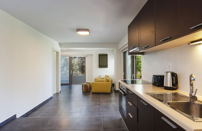 Villa Rizes Luxury in Maroulas - Photo 23