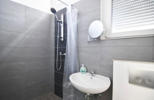 Workers Apartments Satzvey - Photo 49