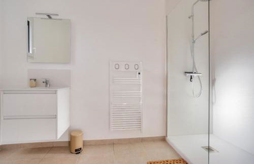 Maison lumineuse pour 8 avec grand jardin - Foto 20