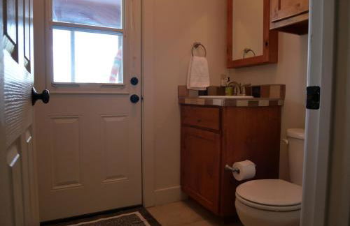 Hilltop Saltwater Pool and Hot Tub - Foto 27