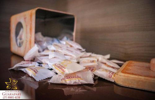 MAIOR NOTA - 2 Quartos com AR CONDICIONADOS SPLIT, Air Fryer, Wi-Fi, Disney Plus, Star Plus, HBO Max, Cadeiras de Praia, Caixa Térmica, Churrasqueira, Rede para Descanso e Chuveirão - 8 pessoas - CONFORTO Máximo - Melhor Localização!! - Photo 51