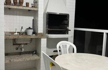 Apartamento 23A para 6 pessoas com Piscina e Churrasqueira no Cond Torremolinos Beach a 80m para Pé na areia na Praia da Enseada Ubatuba - Foto 28