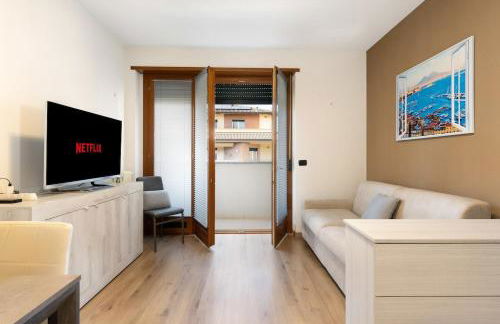 Modern Retreat with AC & Fast Wi-Fi - Photo 4