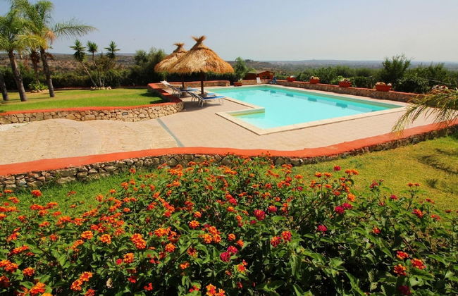 Inviting Holiday Home With Private Pool - Foto 13