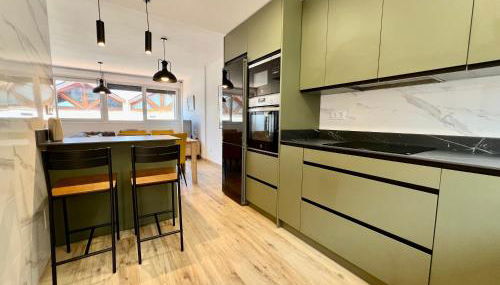 Dúplex Stylish Host con vistas al mar - Foto 5