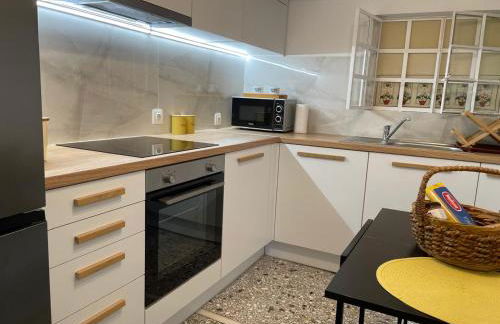 Peculiar Garden Apartment - Photo 27