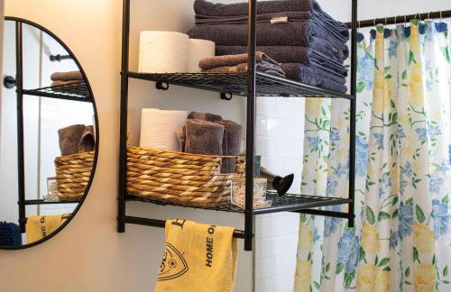 Comfy Studio in Sandy Utah Pvt Entry WFH B - Foto 13