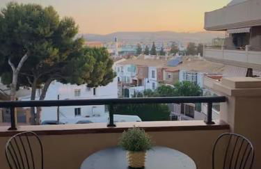 Ático con terraza privada, solárium y piscina en zona tranquila - Photo 1