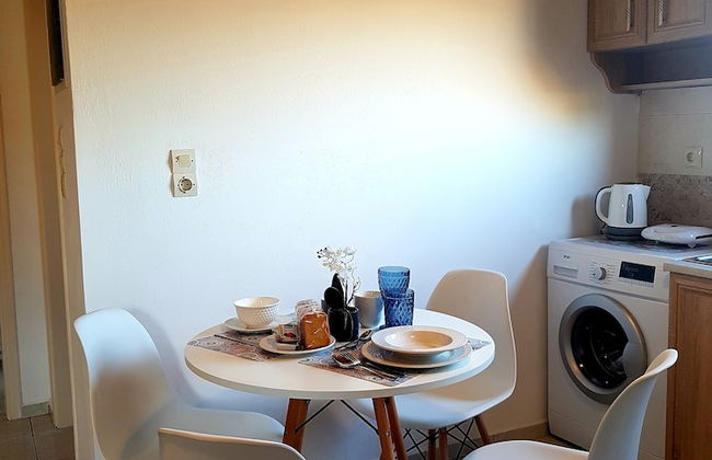 Emmanouil Airport Beach Apartment - Foto 8