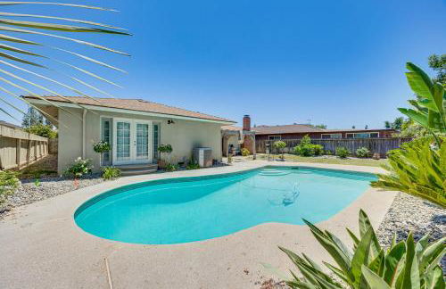 Shop, Hike and Explore Fresno Home with Private Pool! - Foto 1