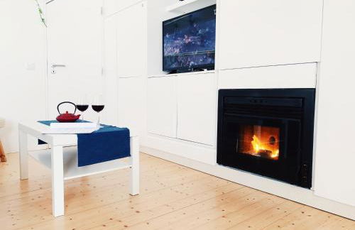 Modern Beautiful House - Photo 3