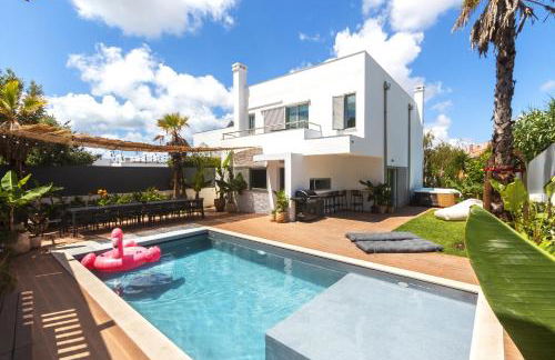 Beach Villa - 16min to Downtown - 30 PPL - Foto 59