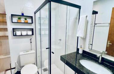 Casa Galdino - 5 km do Aeroporto Juscelino Kubitschek - Foto 8