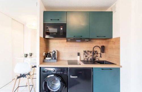 L44 1BDR Flat 10mins walk to port/Balcon, Parking, AC - Foto 27