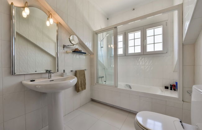 4bed Villa Sleeps 8- Pool, Garden, Bbq, Near Beach - Foto 14