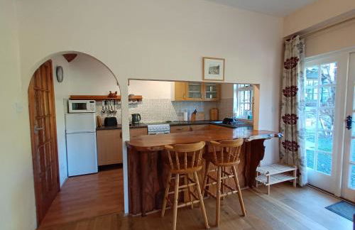 Rural Farm Stay with 6 cottages, 4 miles to Barnstaple, Pet friendly, Daily animal experiences, Outdoor heated pool, Games barn, Free fast WiFi, Free parking - Foto 19